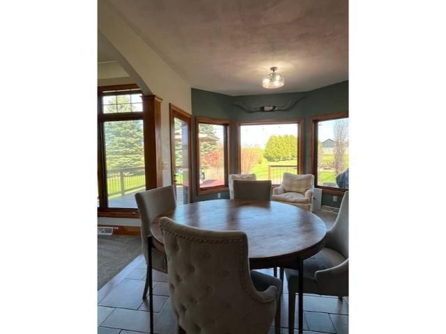 8048 SAQUARO COURT, Neenah, WI 54956