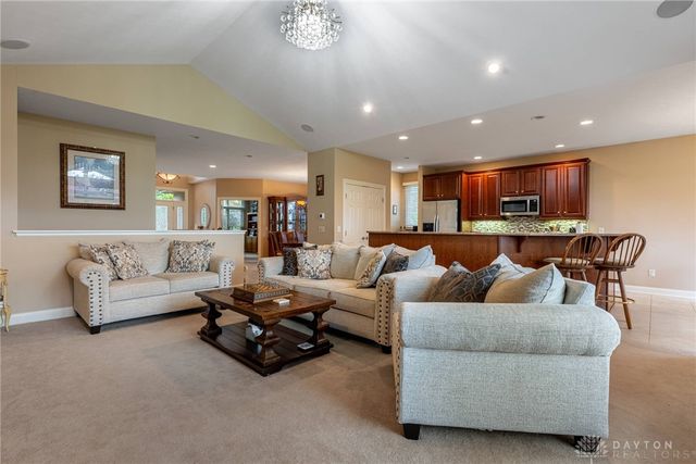 981 Eagle Run Drive, Centerville, OH 45458