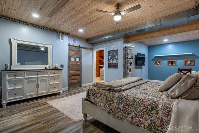 981 Eagle Run Drive, Centerville, OH 45458