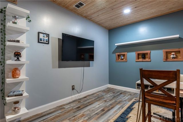 981 Eagle Run Drive, Centerville, OH 45458