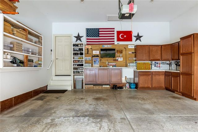 981 Eagle Run Drive, Centerville, OH 45458