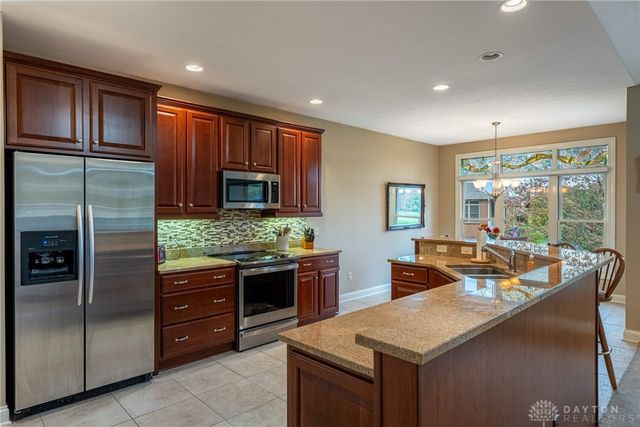 981 Eagle Run Drive, Centerville, OH 45458