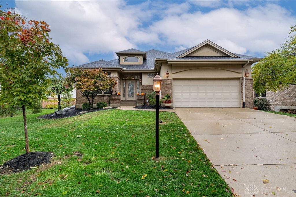 981 Eagle Run Drive, Centerville, OH 45458