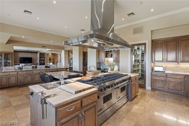 1520 Macdonald Ranch Drive, Henderson, NV 89012