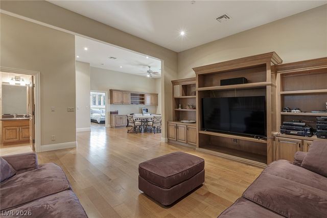 1520 Macdonald Ranch Drive, Henderson, NV 89012