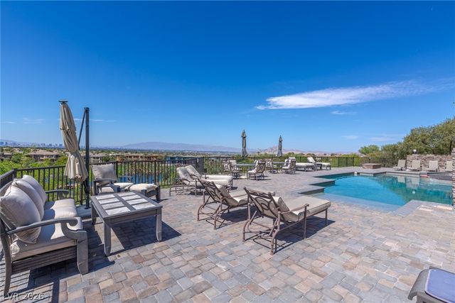 1520 Macdonald Ranch Drive, Henderson, NV 89012