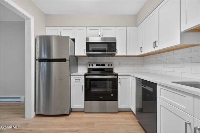 4043 Chaucer Place, Guilderland, NY 12159