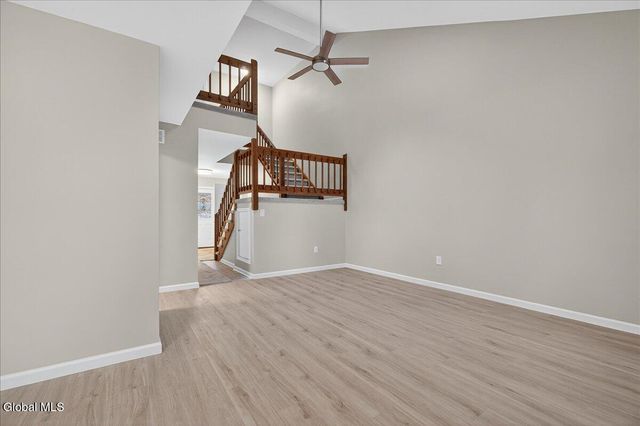 4043 Chaucer Place, Guilderland, NY 12159