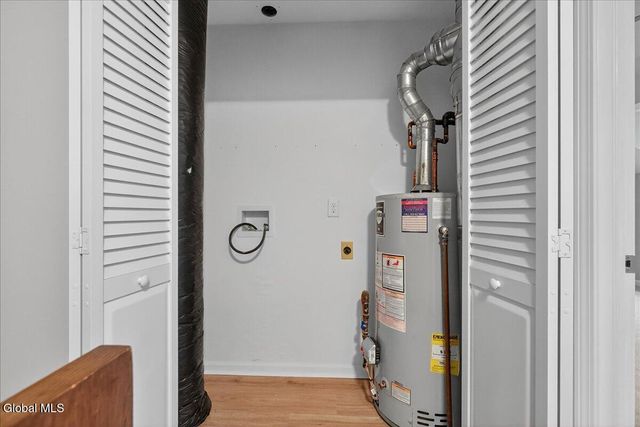 4043 Chaucer Place, Guilderland, NY 12159