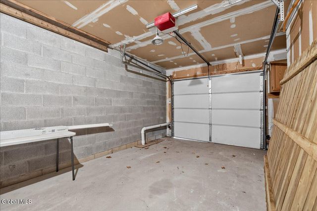 4043 Chaucer Place, Guilderland, NY 12159