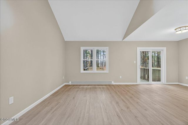 4043 Chaucer Place, Guilderland, NY 12159