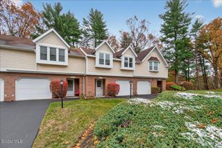 4043 Chaucer Place, Guilderland, NY 12159