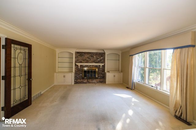 6445 Hickory Hollow Court, Flint, MI 48532
