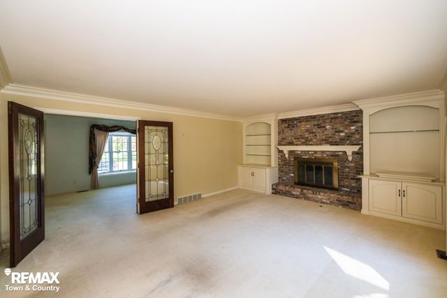 6445 Hickory Hollow Court, Flint, MI 48532