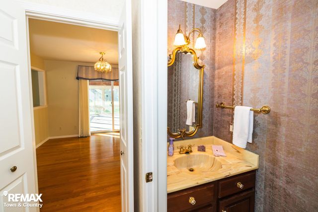 6445 Hickory Hollow Court, Flint, MI 48532
