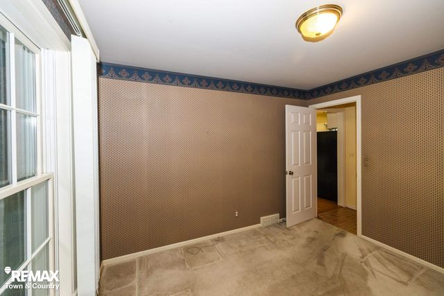 6445 Hickory Hollow Court, Flint, MI 48532