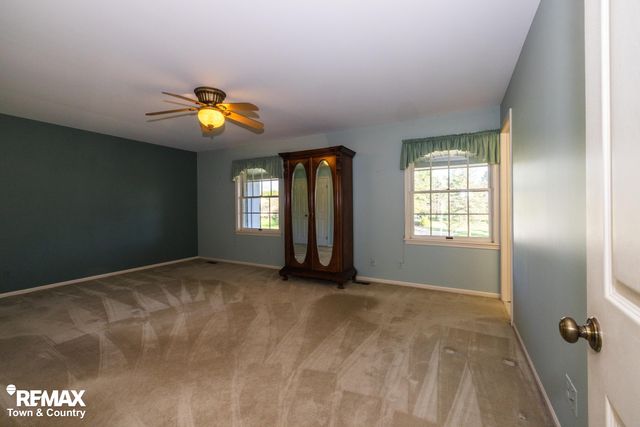 6445 Hickory Hollow Court, Flint, MI 48532