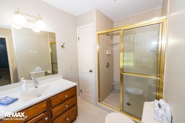 6445 Hickory Hollow Court, Flint, MI 48532