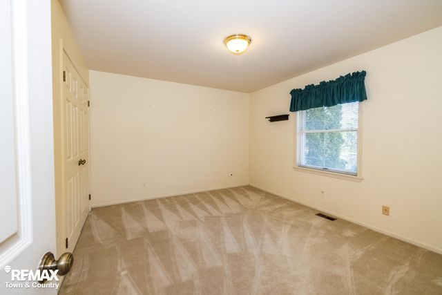 6445 Hickory Hollow Court, Flint, MI 48532