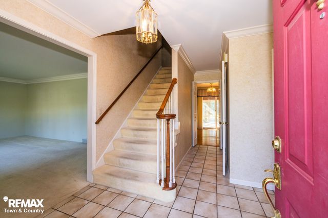 6445 Hickory Hollow Court, Flint, MI 48532