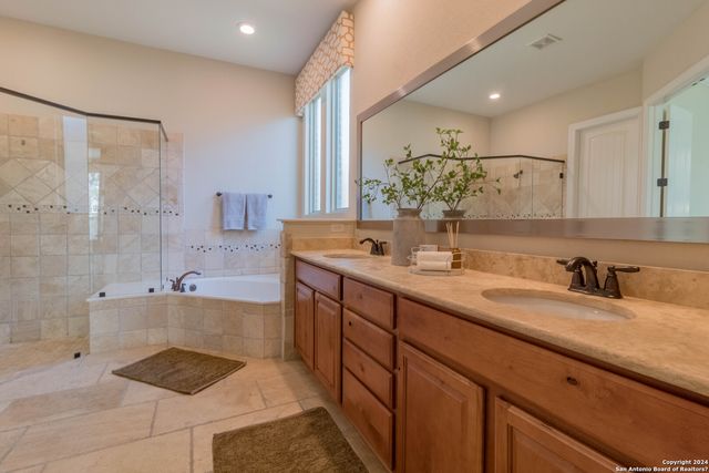 12030 UPTON PARK, San Antonio, TX 78253
