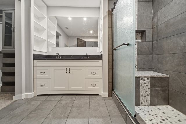 2886 Warren Street, Lake Station, IN 46405