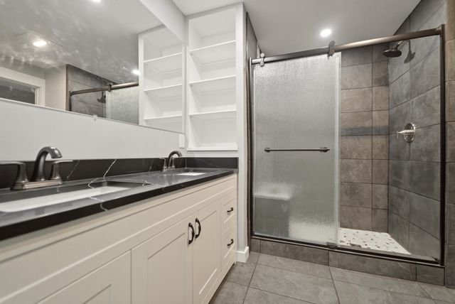 2886 Warren Street, Lake Station, IN 46405