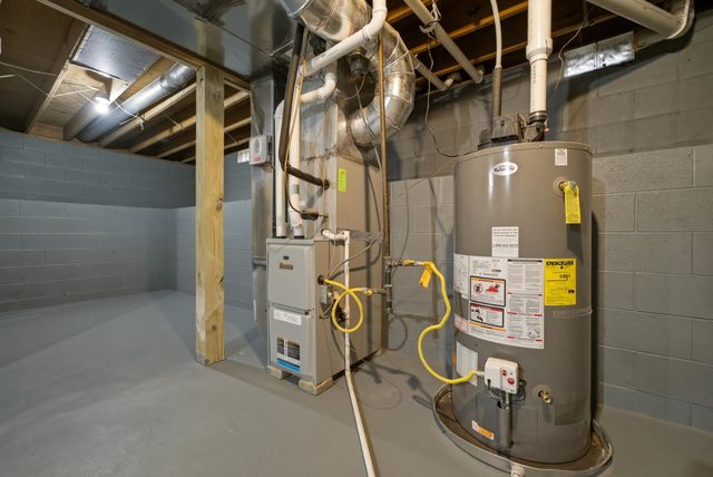 2886 Warren Street, Lake Station, IN 46405