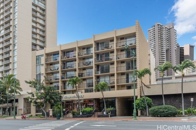 1911 Kalakaua Avenue 506, Honolulu, HI 96815