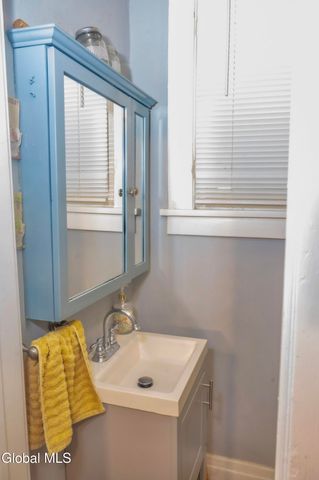 415 Second Avenue, Albany, NY 12209