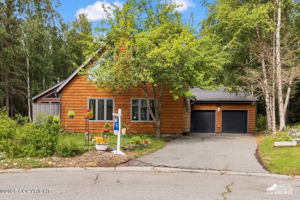 2701 Cutwater Circle, Anchorage, AK 99516