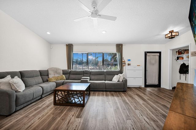 17203 N 40th Run, Loxahatchee, FL 33470