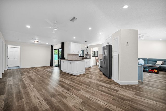 17203 N 40th Run, Loxahatchee, FL 33470