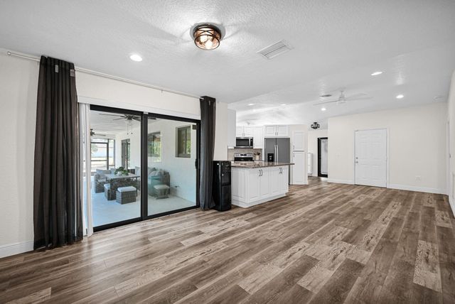 17203 N 40th Run, Loxahatchee, FL 33470