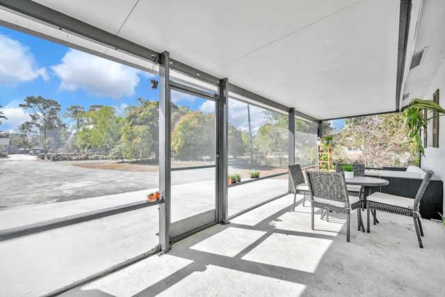 17203 N 40th Run, Loxahatchee, FL 33470