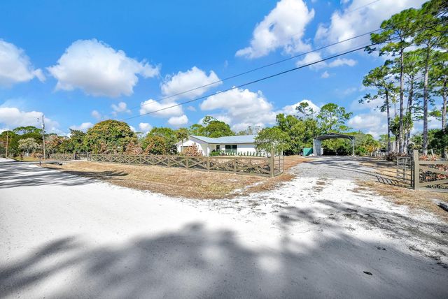 17203 N 40th Run, Loxahatchee, FL 33470