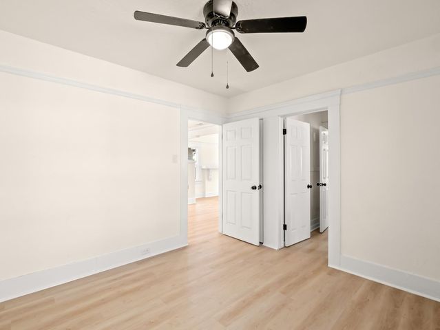 954 N Safford Avenue, Fresno, CA 93728