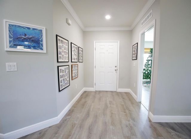 852 Jordan Avenue, Sebastian, FL 32958