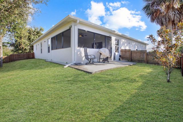 852 Jordan Avenue, Sebastian, FL 32958