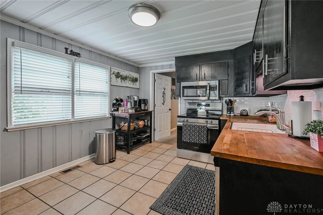 1768 Walnut Terrace, Springfield, OH 45504