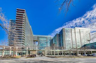 9655 Woods Drive 403, Skokie, IL 60077