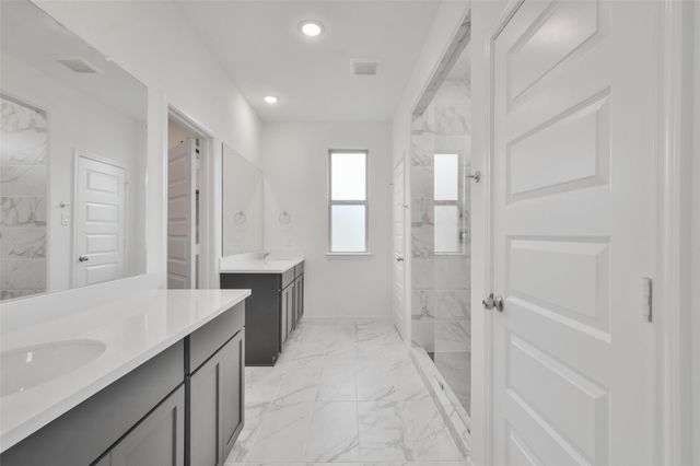 21445 Kings Guild Lane, Kingwood, TX 77339