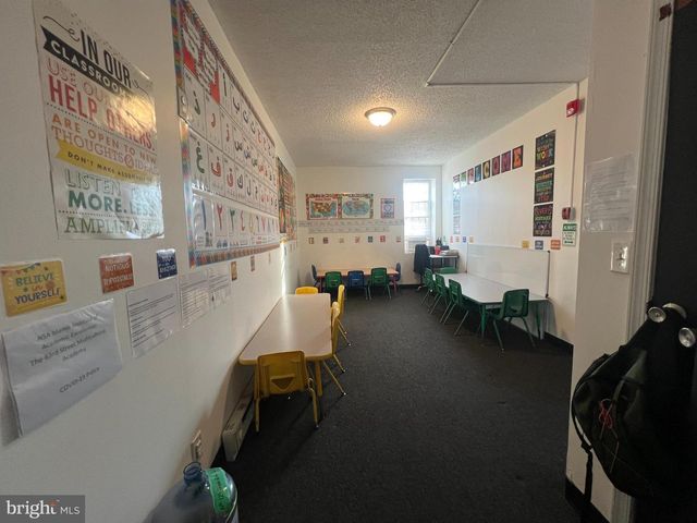 6106 LANSDOWNE AVE, Philadelphia, PA 19151