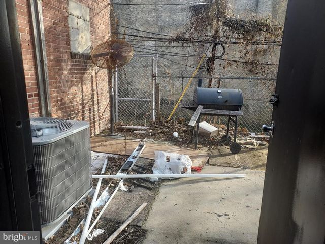 6106 LANSDOWNE AVE, Philadelphia, PA 19151