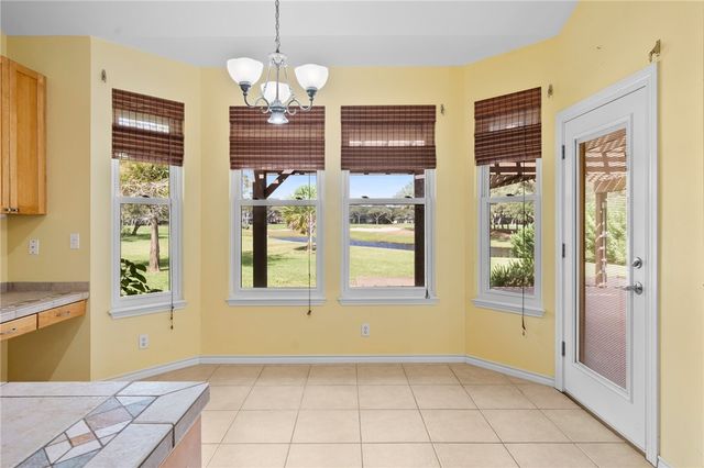 132 Cedar Ridge Dr., Rockport, TX 78382