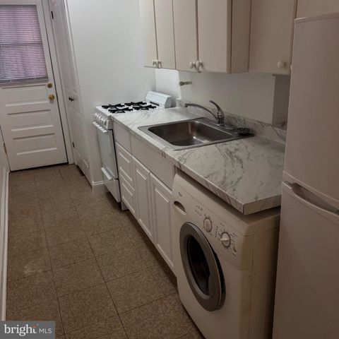 81 Q ST SW, Washington, DC 20024