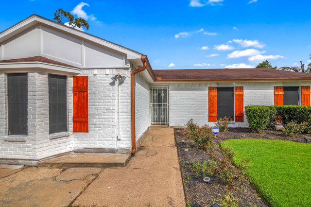 14527 Dartwood Drive, Houston, TX 77049