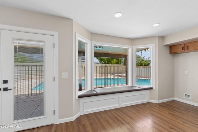 7726 W CINNABAR Avenue, Peoria, AZ 85345