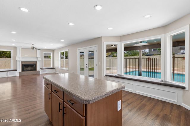 7726 W CINNABAR Avenue, Peoria, AZ 85345