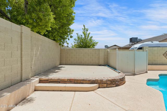 7726 W CINNABAR Avenue, Peoria, AZ 85345
